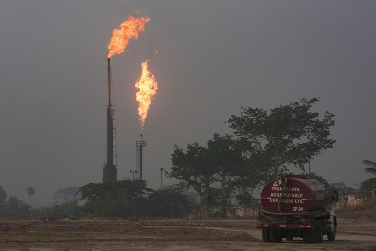 Una planta de gas de Petróleos Mexicanos a Tierra Blanca en una fotografia d’arxiu. | REUTERS