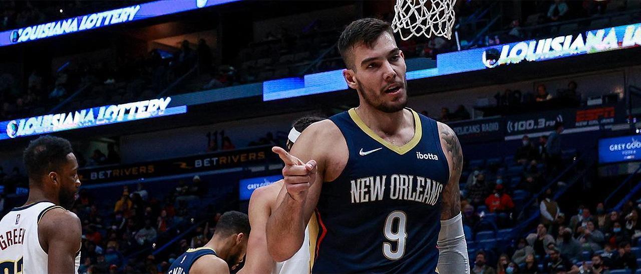 Willy Hernangómez, en una imagen de archivo con los Pelicans.