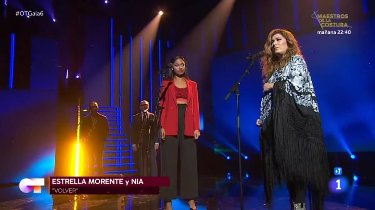 Estrella Morente y Nia Correia durante la gala 6 de 'Operación Triunfo 2020'