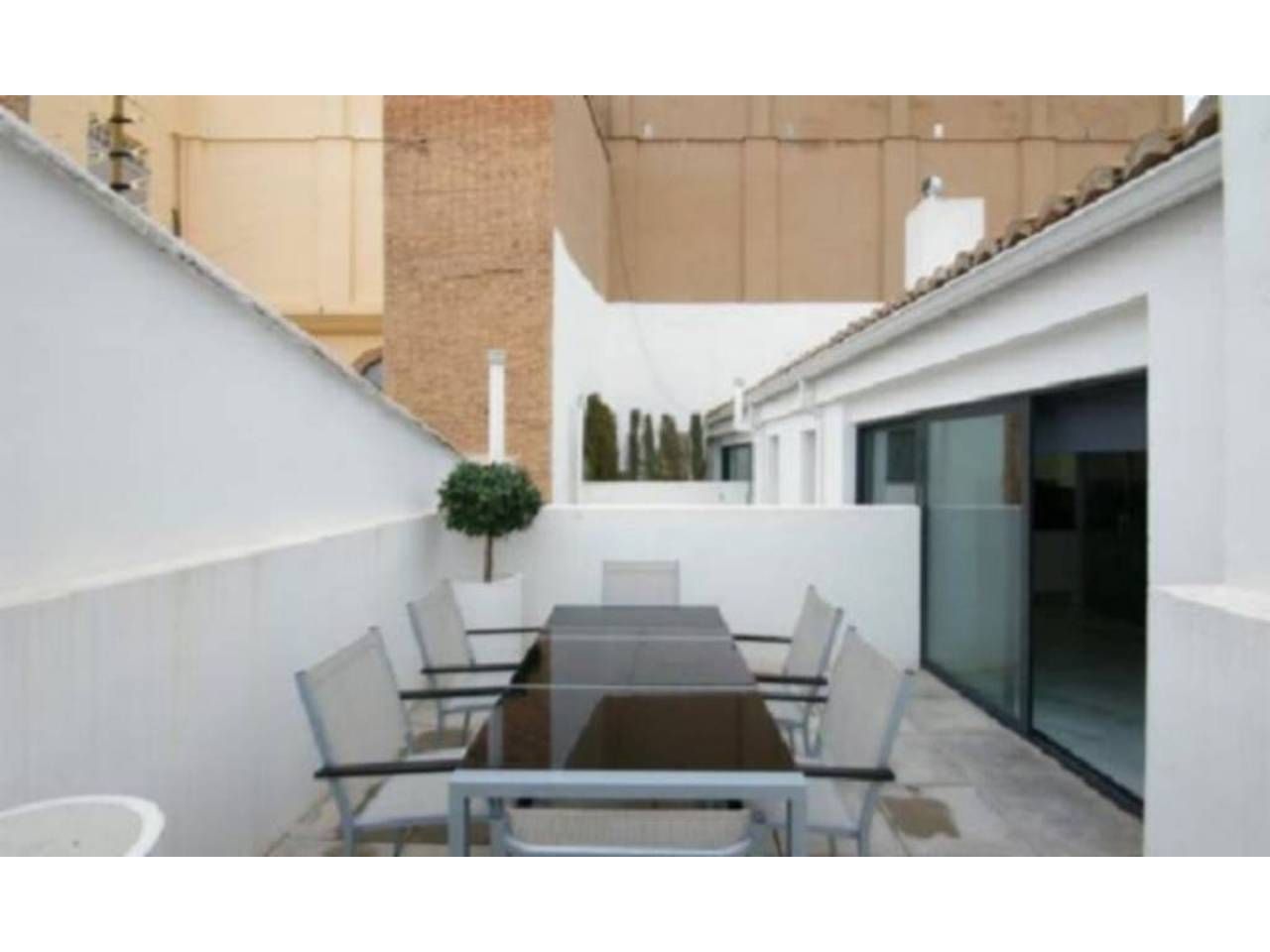 Ático de 3 habitaciones en Ciutat Vella