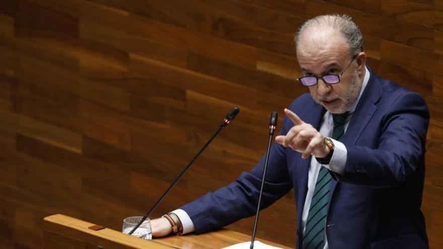 El debate presupuestario: «¿Dónde vas, cobarde?», espeta Vox a Xabel Vegas, y una frase borrada del diario de sesiones