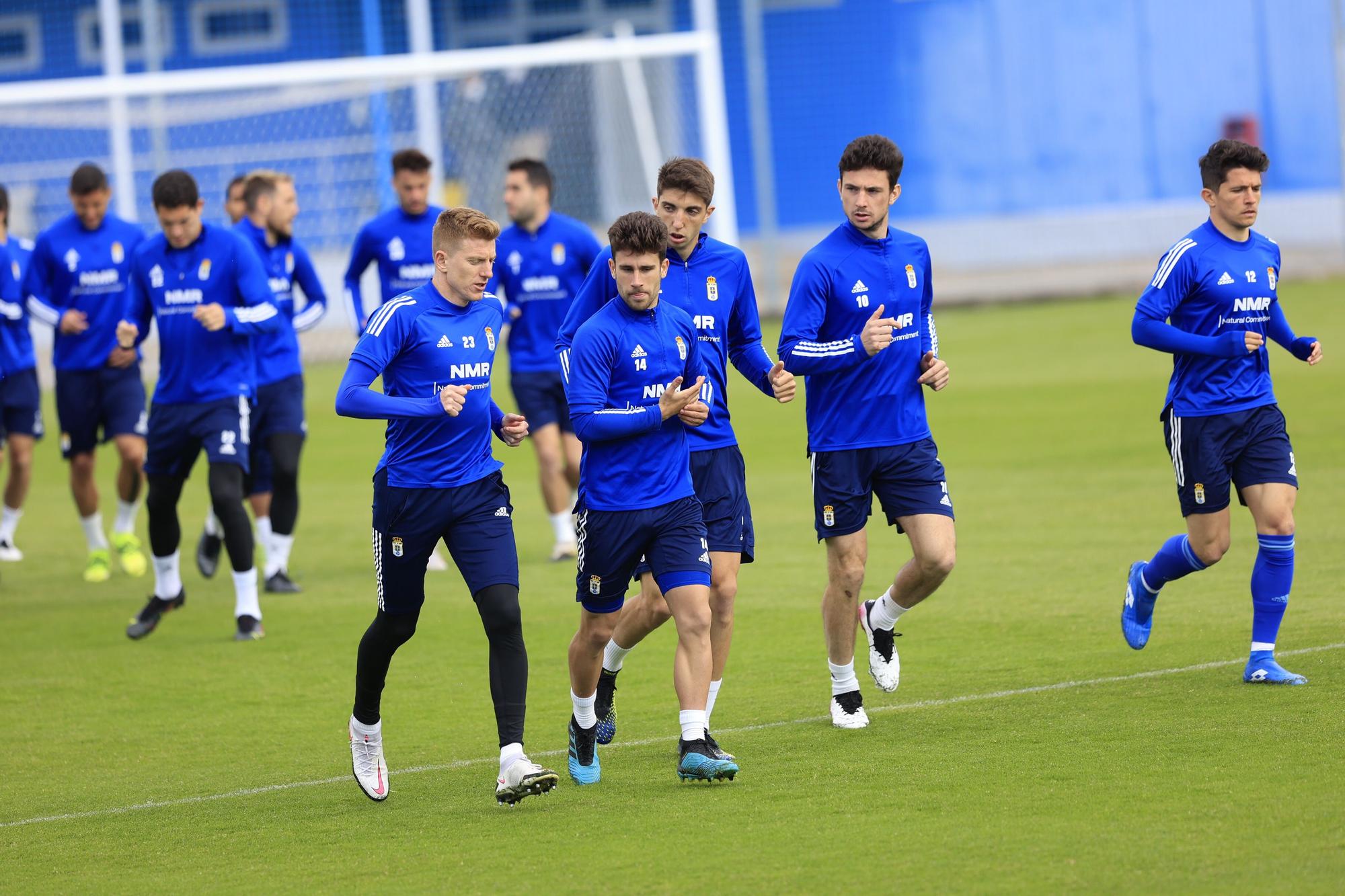 Las imágenes del último entrenamiento del Oviedo antes del derbi