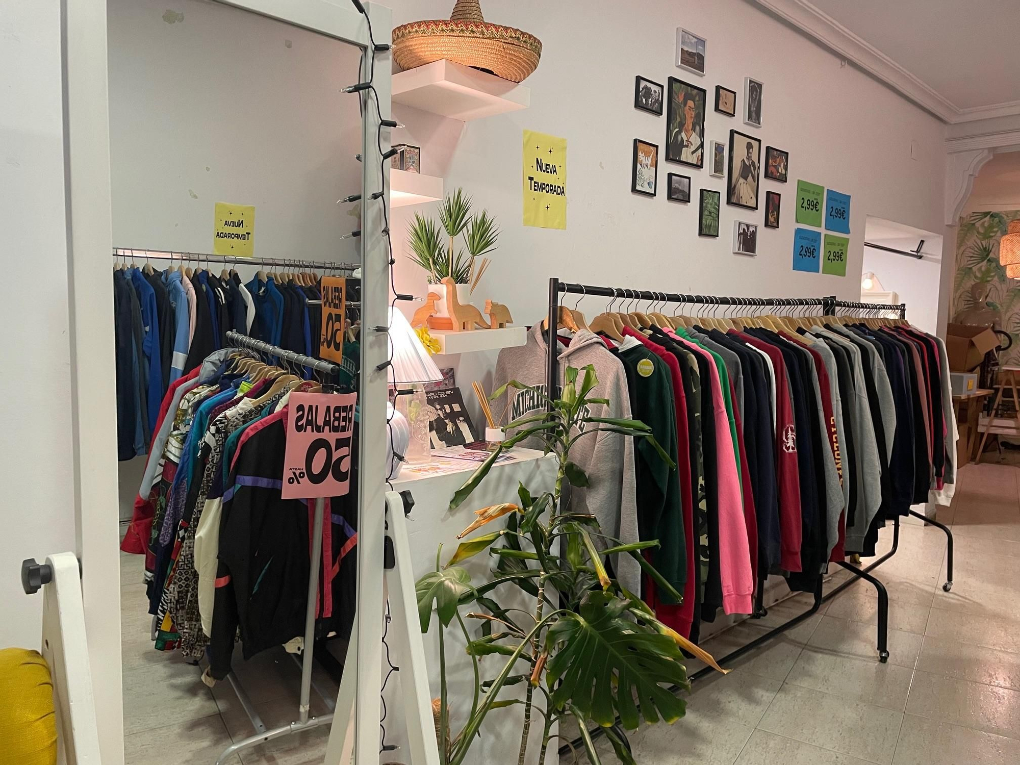 Banana Vintage se instaló hace ocho años en Clavellina