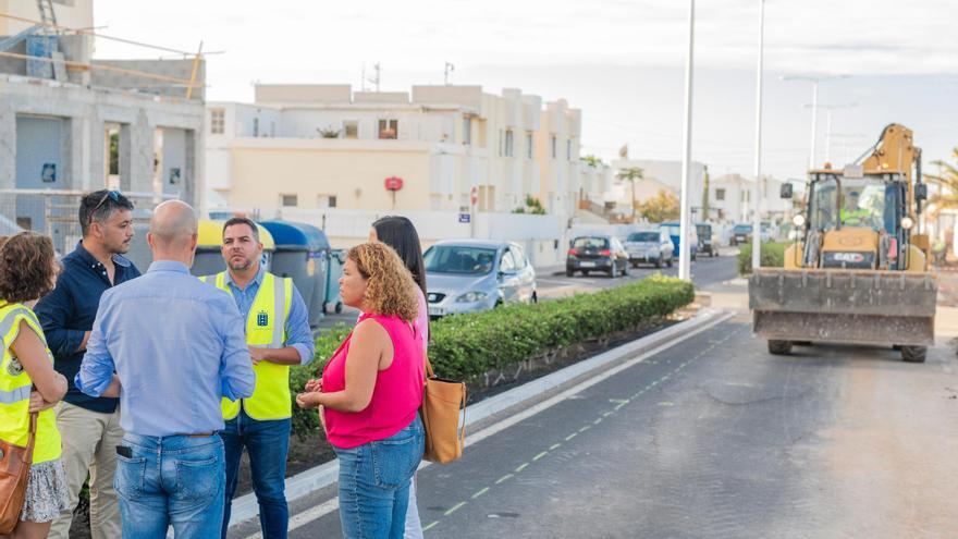 El Cabildo de Lanzarote celebra el avance de las obras de la calle Mástil en Playa Honda