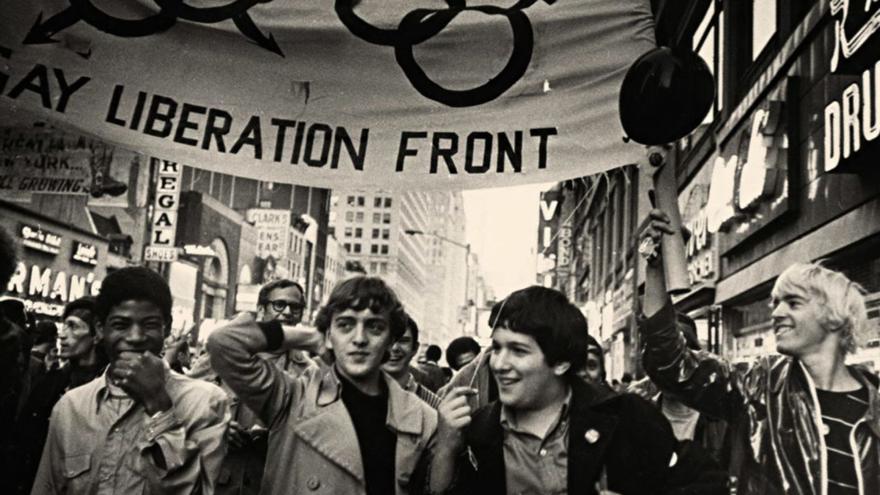 Manifestación en Stonewall (Nova York, xuño de 1969).