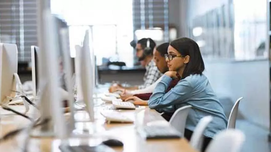 El 5 volverá a ser la nota mínima para optar a una beca universitaria