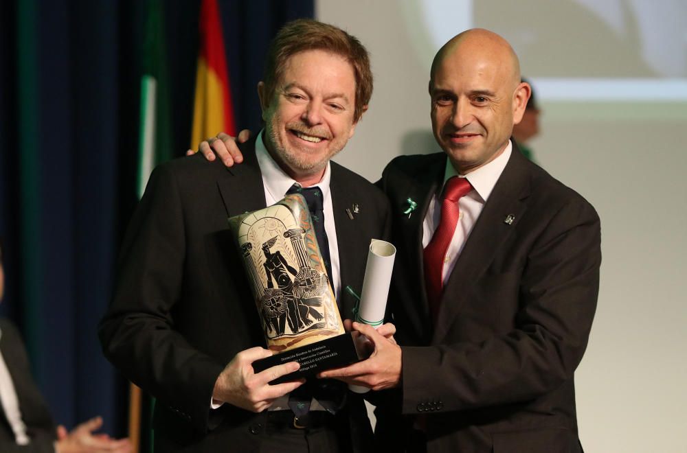 El Gobierno andaluz entrega los premios Bandera de Andalucía con motivo del 28-F Adelfa Calvo, Manuel Sarria, Francisco Cabello y la Escuela Superior de Arte Dramático, entre los galardonados