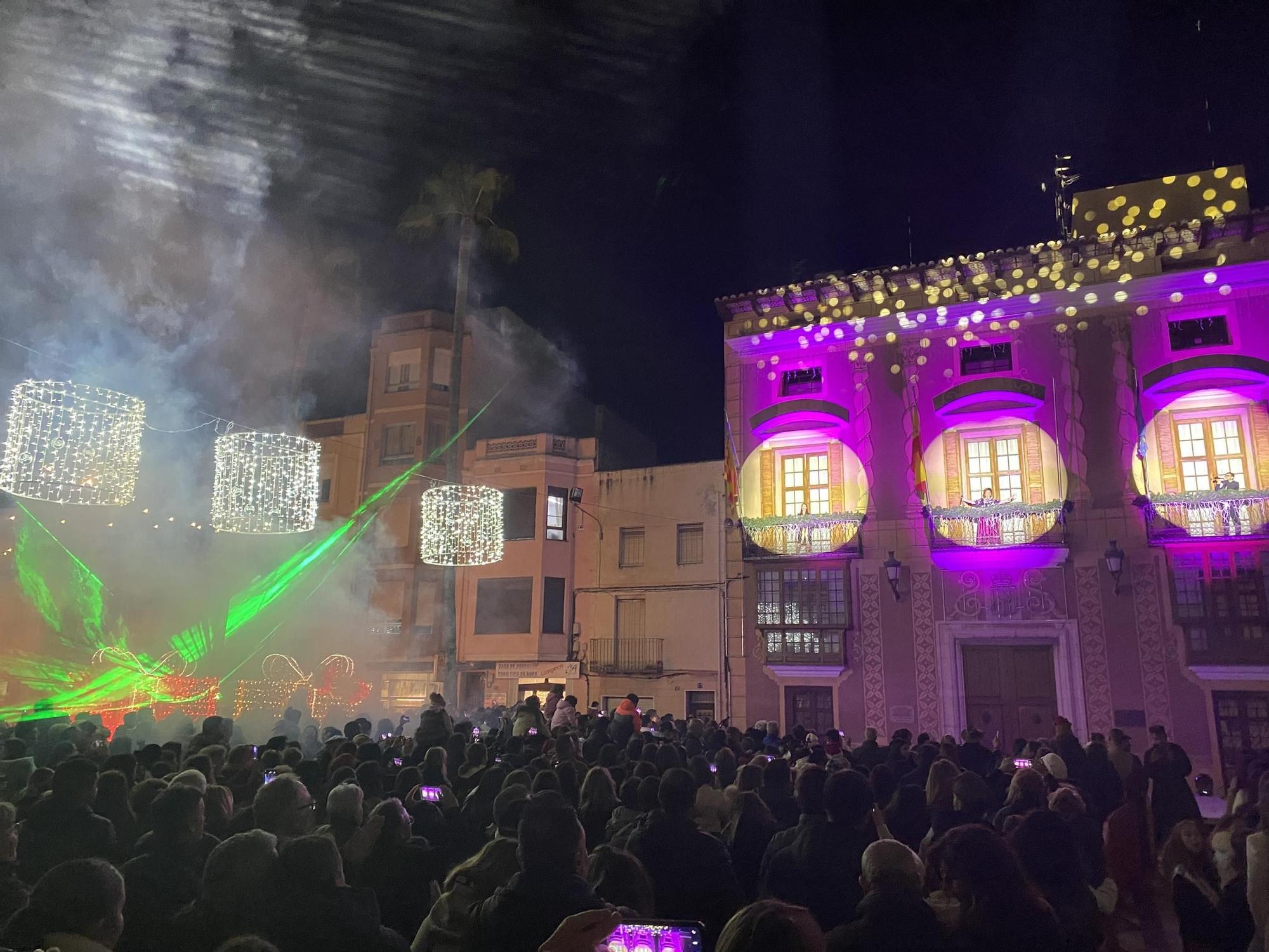 Las fotos del encendido de las luces de Navidad en Benicarló