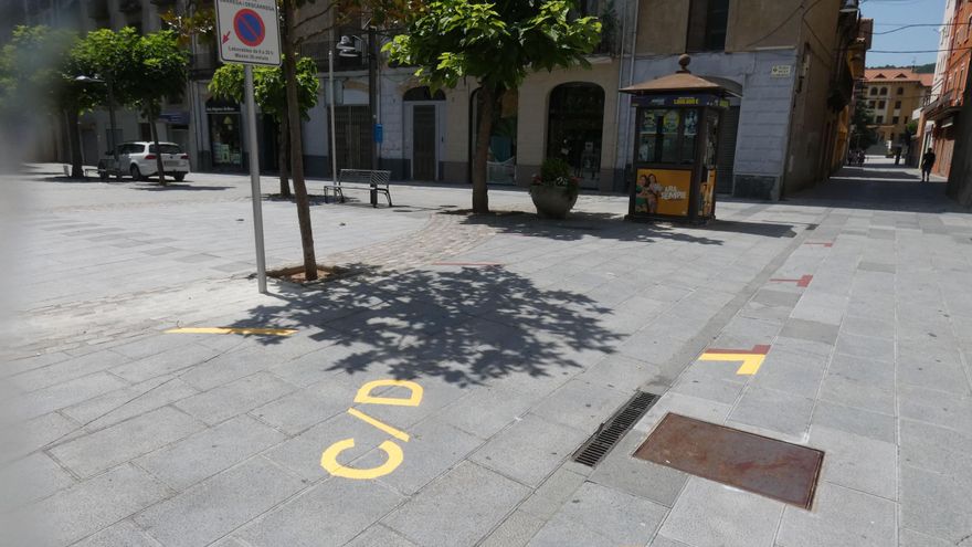 Senyalitzen els aparcaments del barri vell de Ripoll