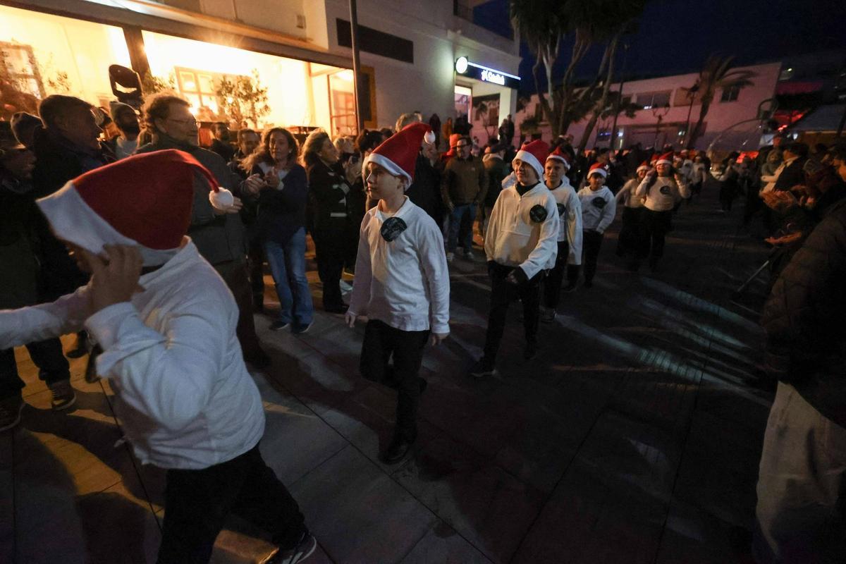 Las imágenes del encendido de luces de Navidad en Sant Josep Las imágenes del encendido de luces de Navidad en Sant Josep