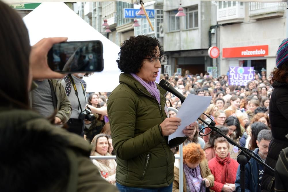 Multitudinaria protesta del 8-M en Pontevedra