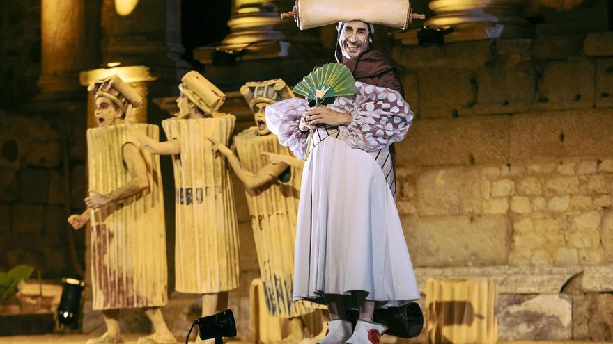El Teatro Romano de Mérida se abona a las risas con la obra ‘La aparición de Menandro’