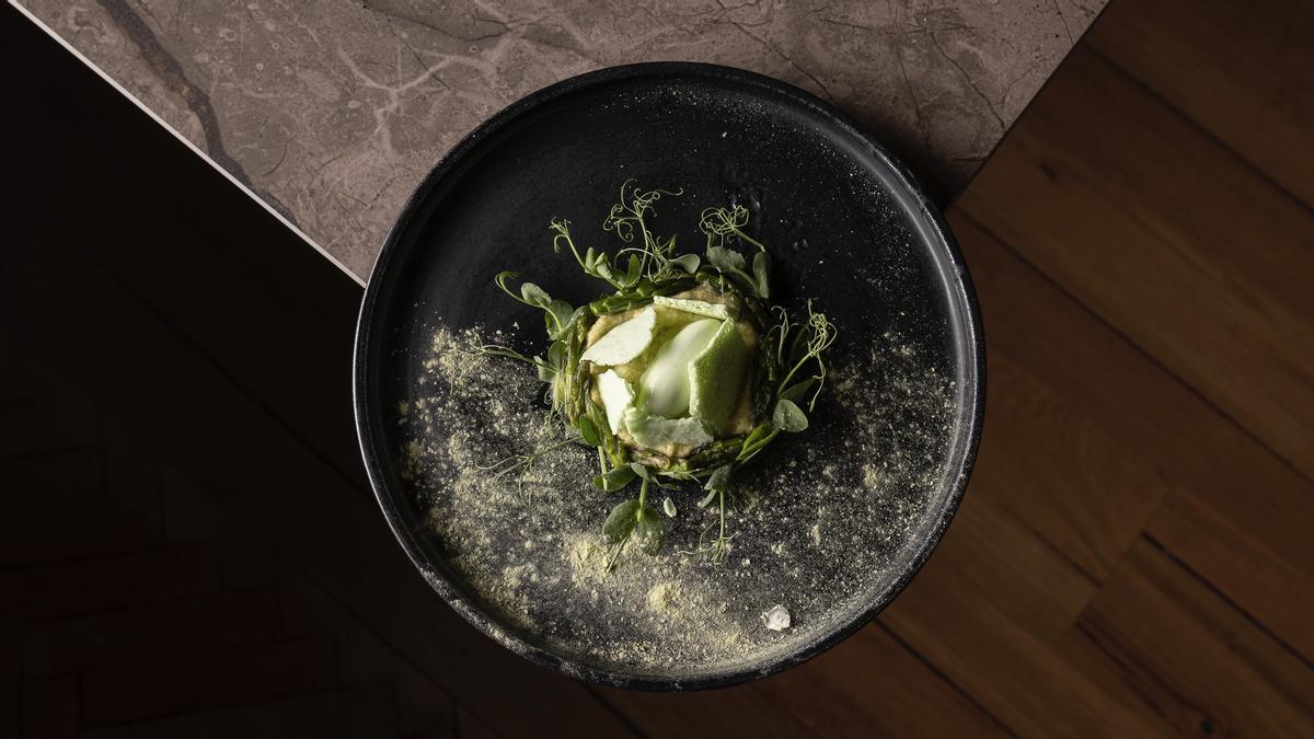 El cromatismo verde del restaurante Desborre.