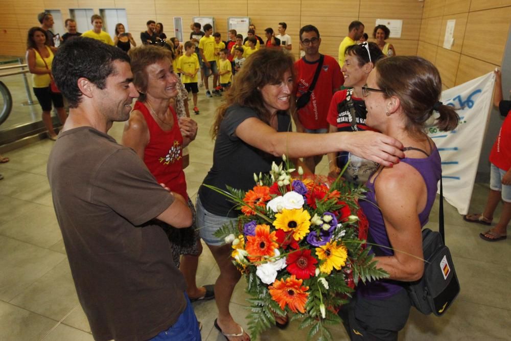 Arribada d'Esther Guerrero a l'estació del TAV a Girona