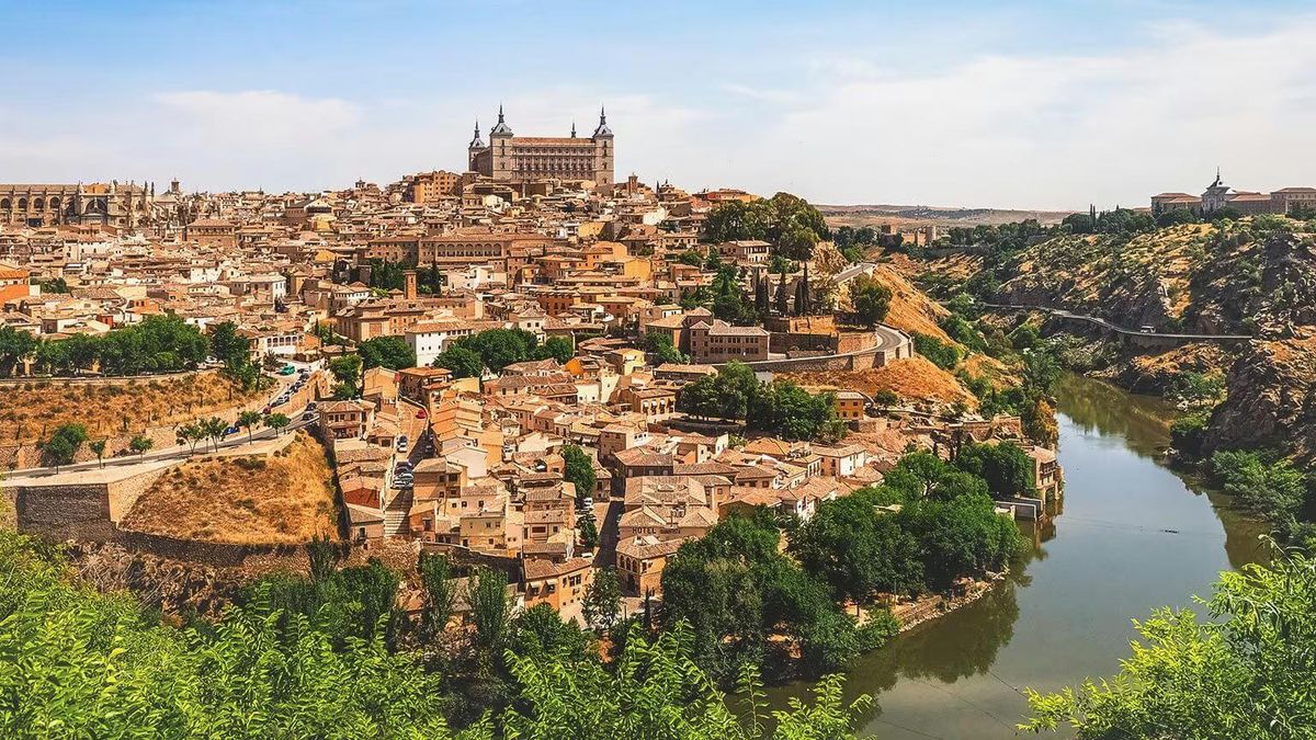 A menos de 80 kilómetros de Madrid, encontrarás una de las ciudades mejor conservadas de Europa