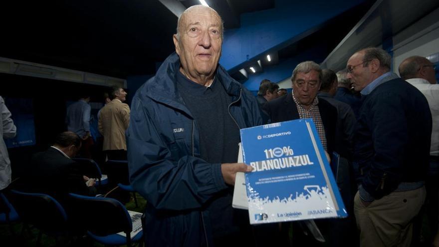 Fefé del Río en la presentación del coleccionable de los 110 años del Deportivo en 2016.