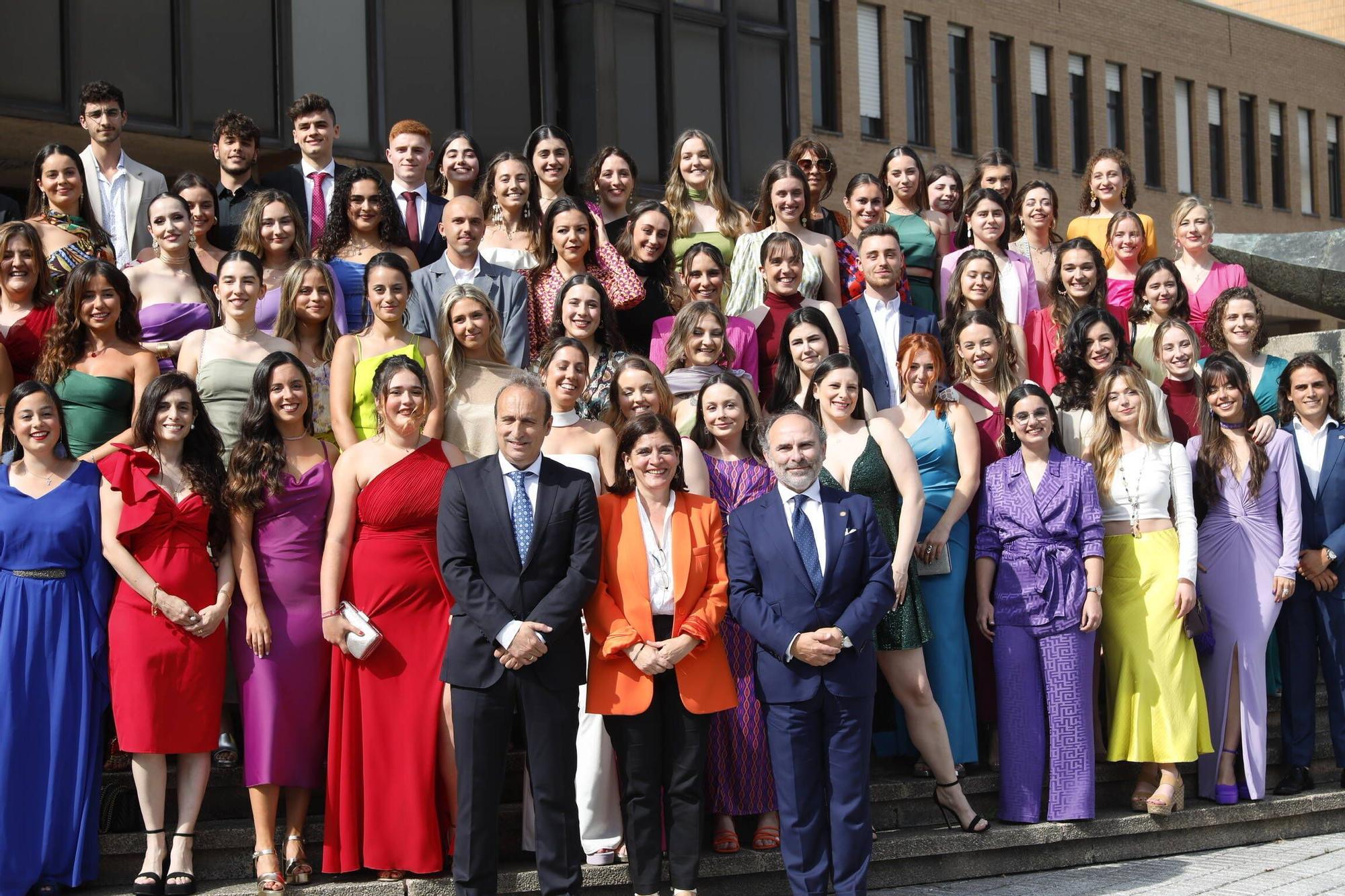 La graduación de la Facultad de Enfermería de Gijón, en imágenes