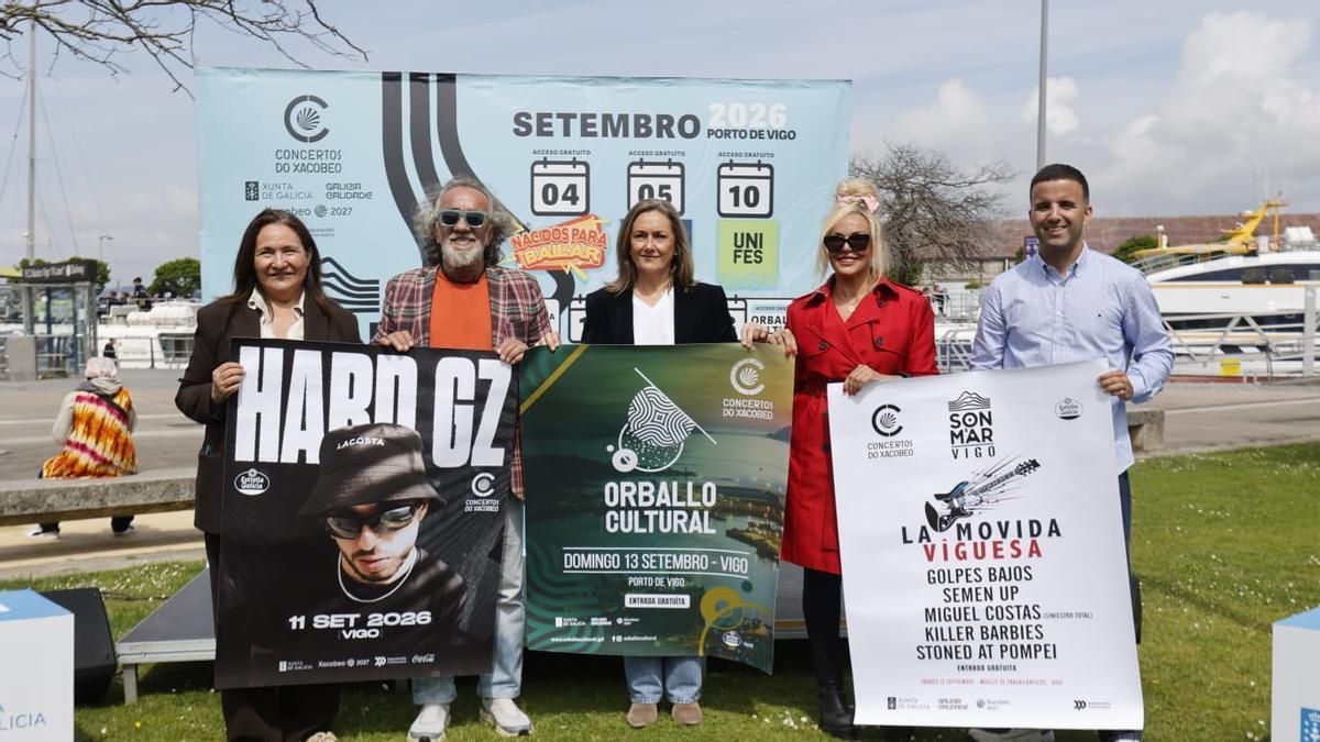De izq. a dcha., Ana Ortiz, Teo Cardalda, Luisa Sánchez, Silvia Superstar y Jose Patiño.