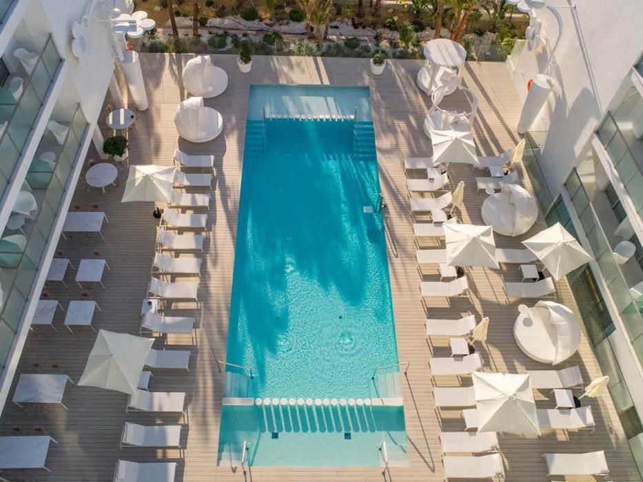Five Flowers, el único hotel de cinco estrellas de Formentera