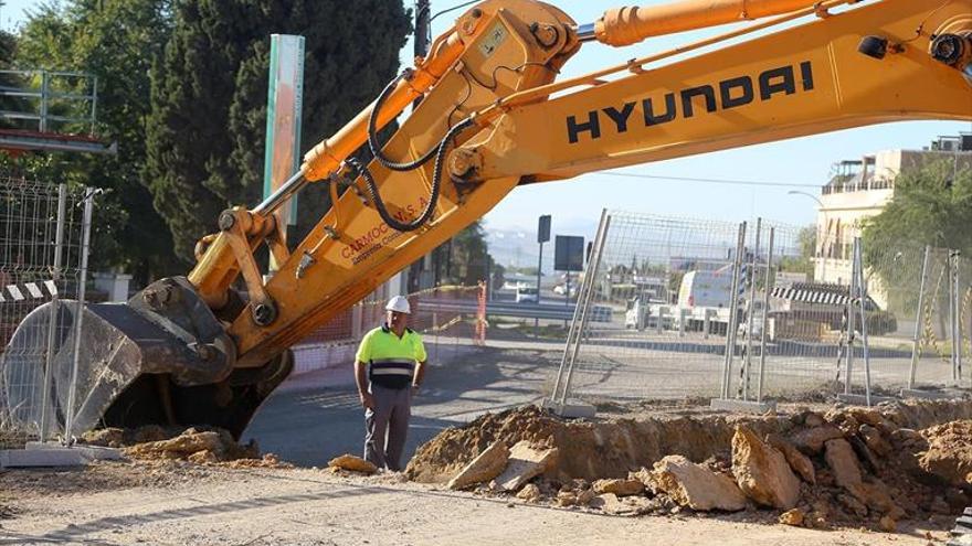 La Corporación acuerda mejorar la evacuación de aguas en la N-331