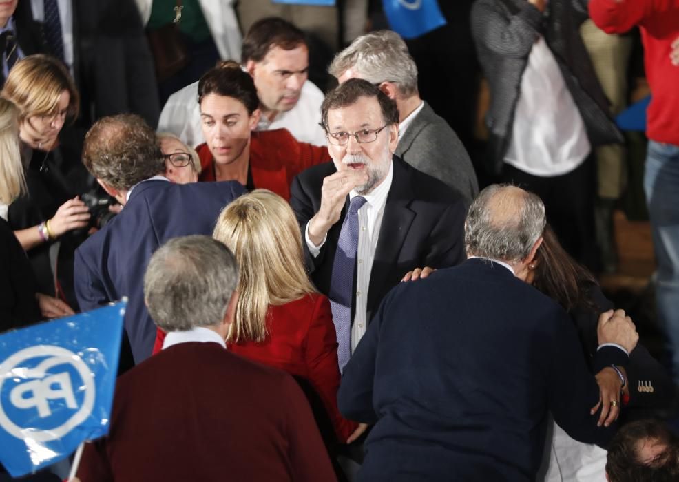 Rajoy compartió escena con Feijóo y otros líderes del PP en el Mar de Vigo