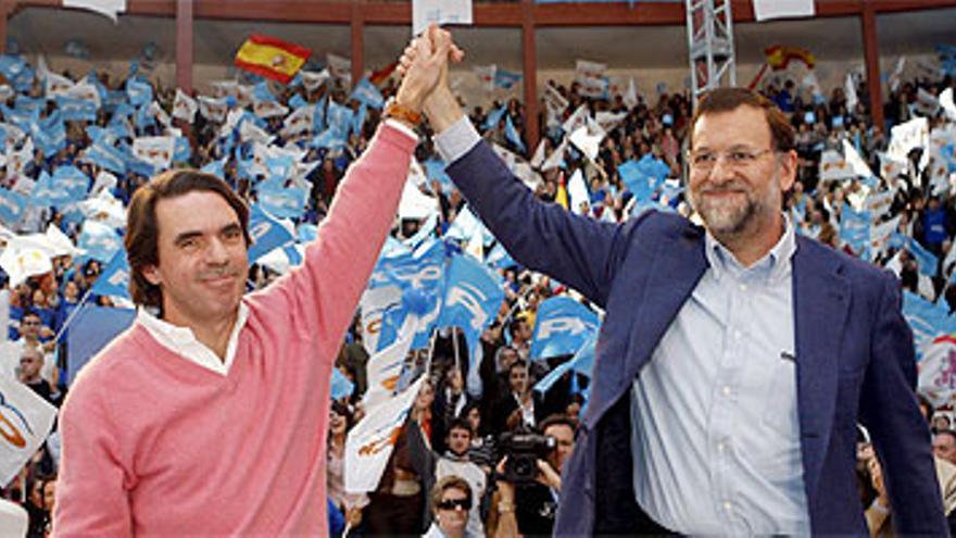 Aznar da su apoyo incondicional a Rajoy para &quot;mandar a Zapatero a casa&quot;
