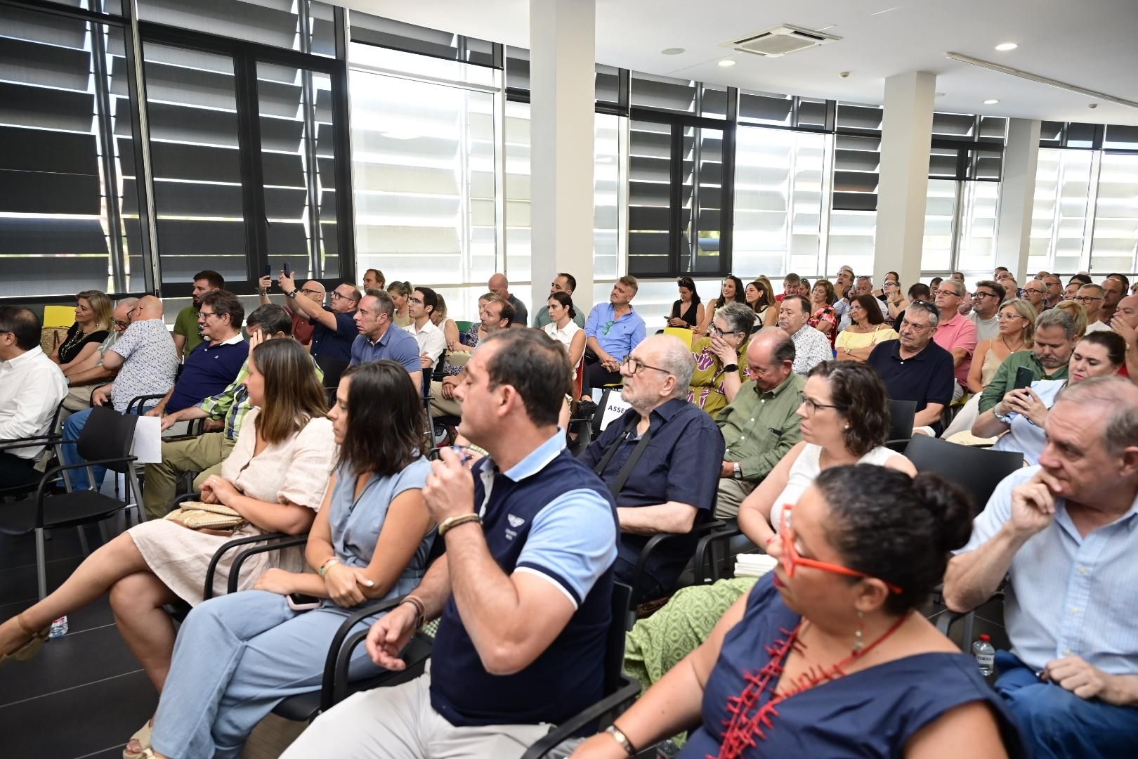 La Asamblea de Fiestas en imágenes: Collazos y la nueva Junta de Festes