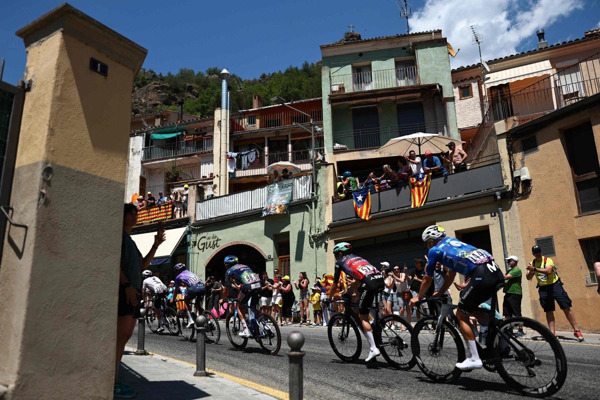 Pogacar gana su primera etapa de esta edición del Tour de Francia con un magnífico sprint en Les Angles Pogacar gana su primera etapa de esta edición del Tour de Francia con un magnífico sprint en Les Angles