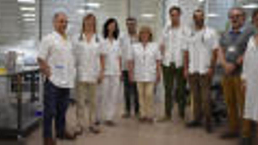 l&#039;equip d&#039;experts dels diferents serveis que integren la nova unitat de malalties importades