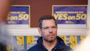 El congresista y aspirante demócrata a gobernador en California, Eric Swalwell, en una imagen de archivo.