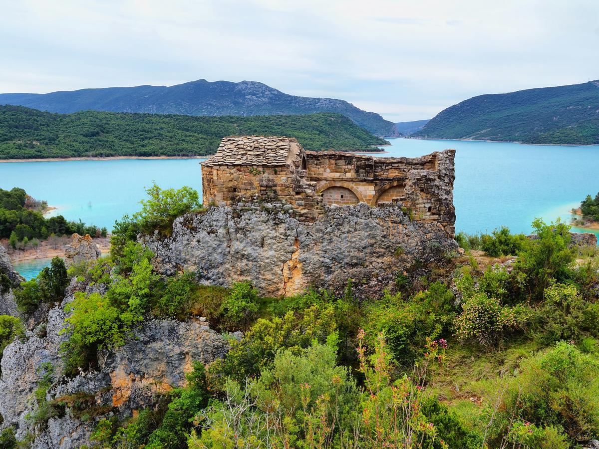 La ermita abandonada de San Vicente en Finestres