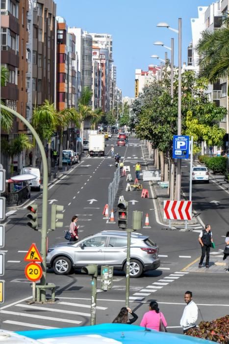 Obras de la MetroGuagua en la calle Venegas