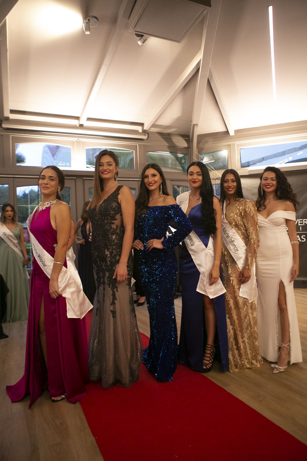 Imágenes de la elección de Miss Universo Asturias