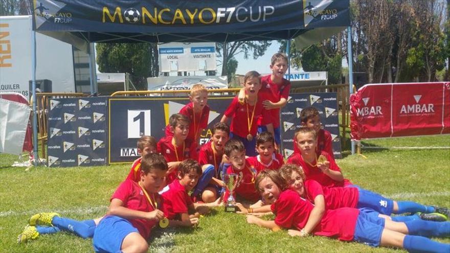 El Mallén AD benjamín gana el torneo de Novallas