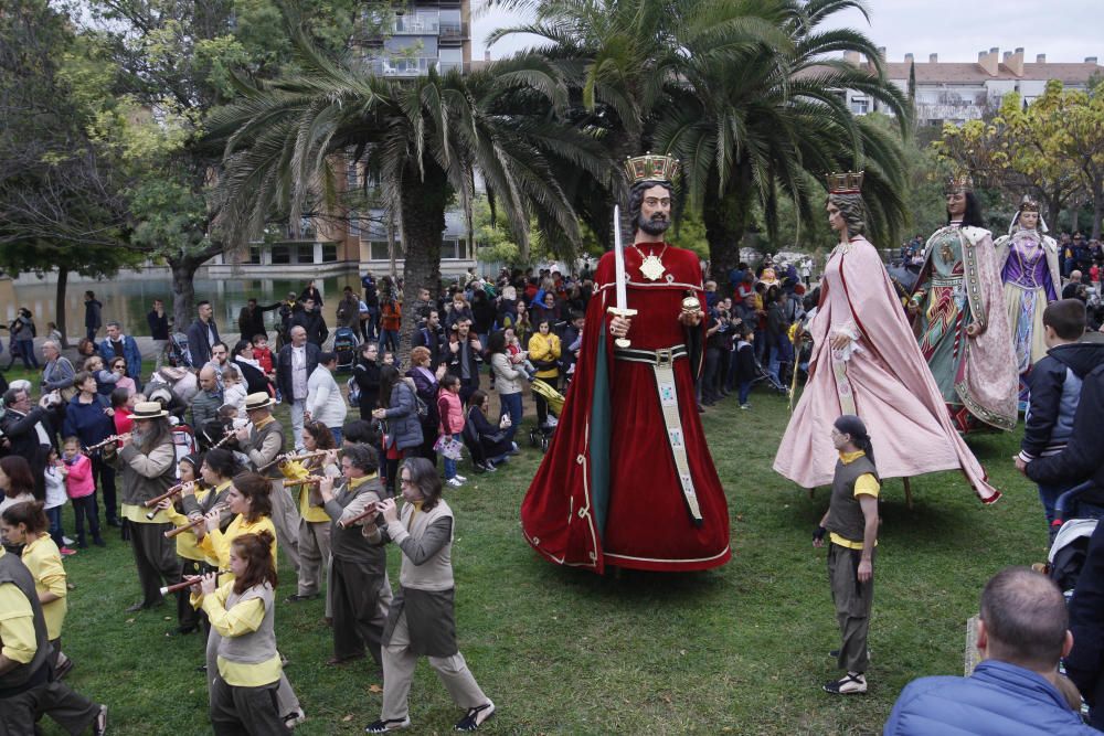 Plantada de gegants i cercavila a Girona