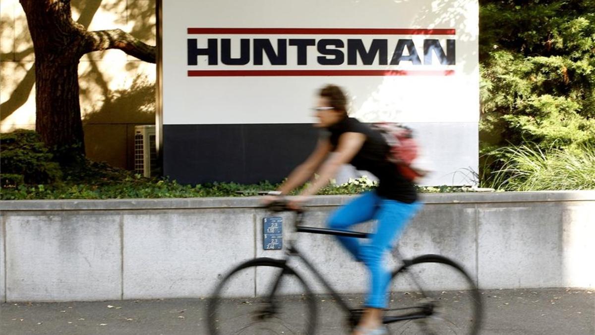 Planta de Huntsman en Basilea, Suiza.