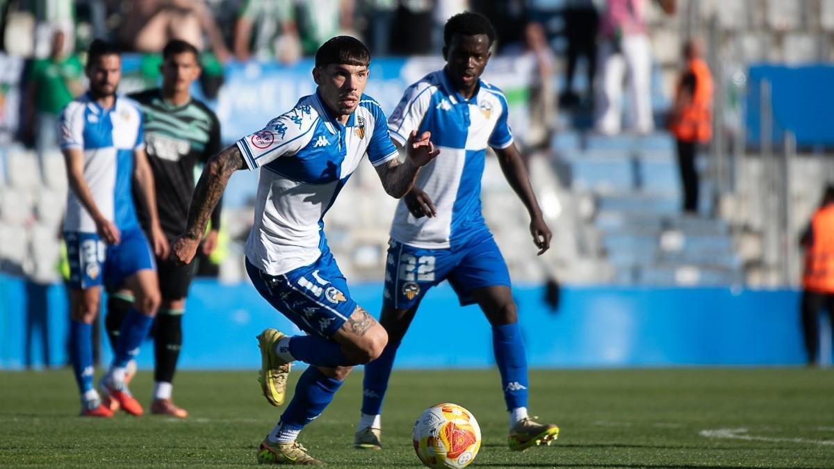 Astals, junto a Quadri