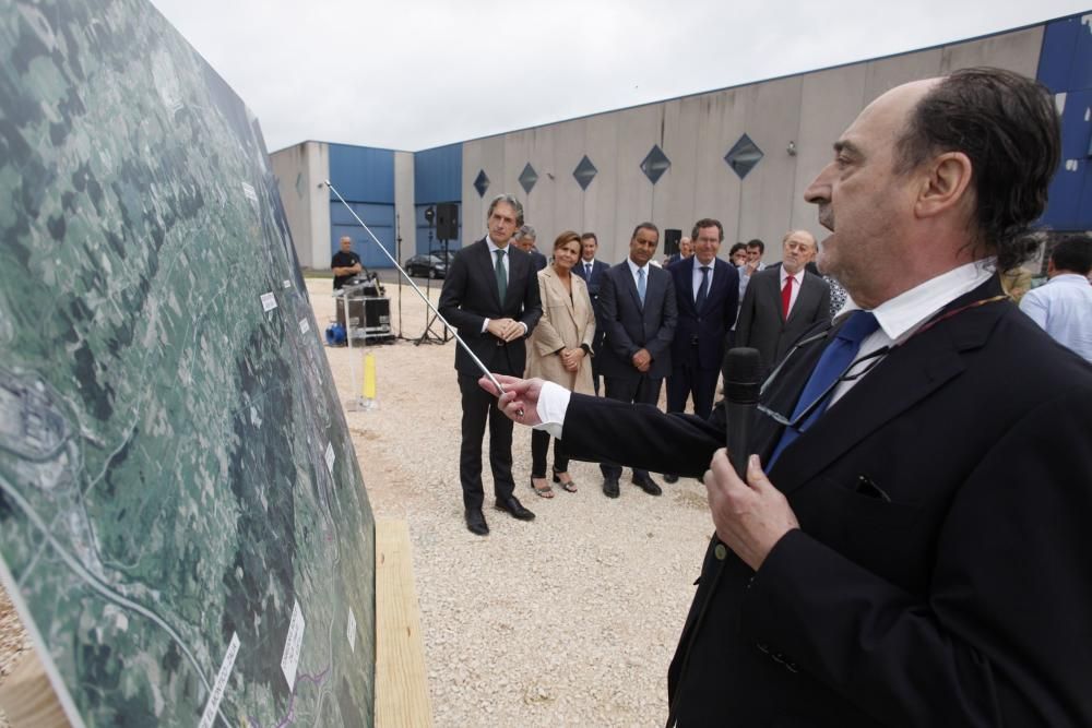 El Ministro de Fomento en Gijón