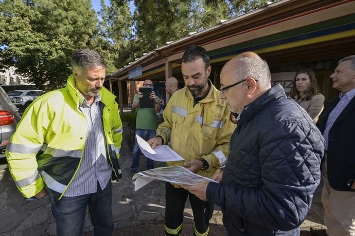 27/09/2017 CUMBRE DE GRAN CANARIA. Consejero del Gobierno de Canarias Morales del incendio. FOTO: J. PÉREZ CURBELO