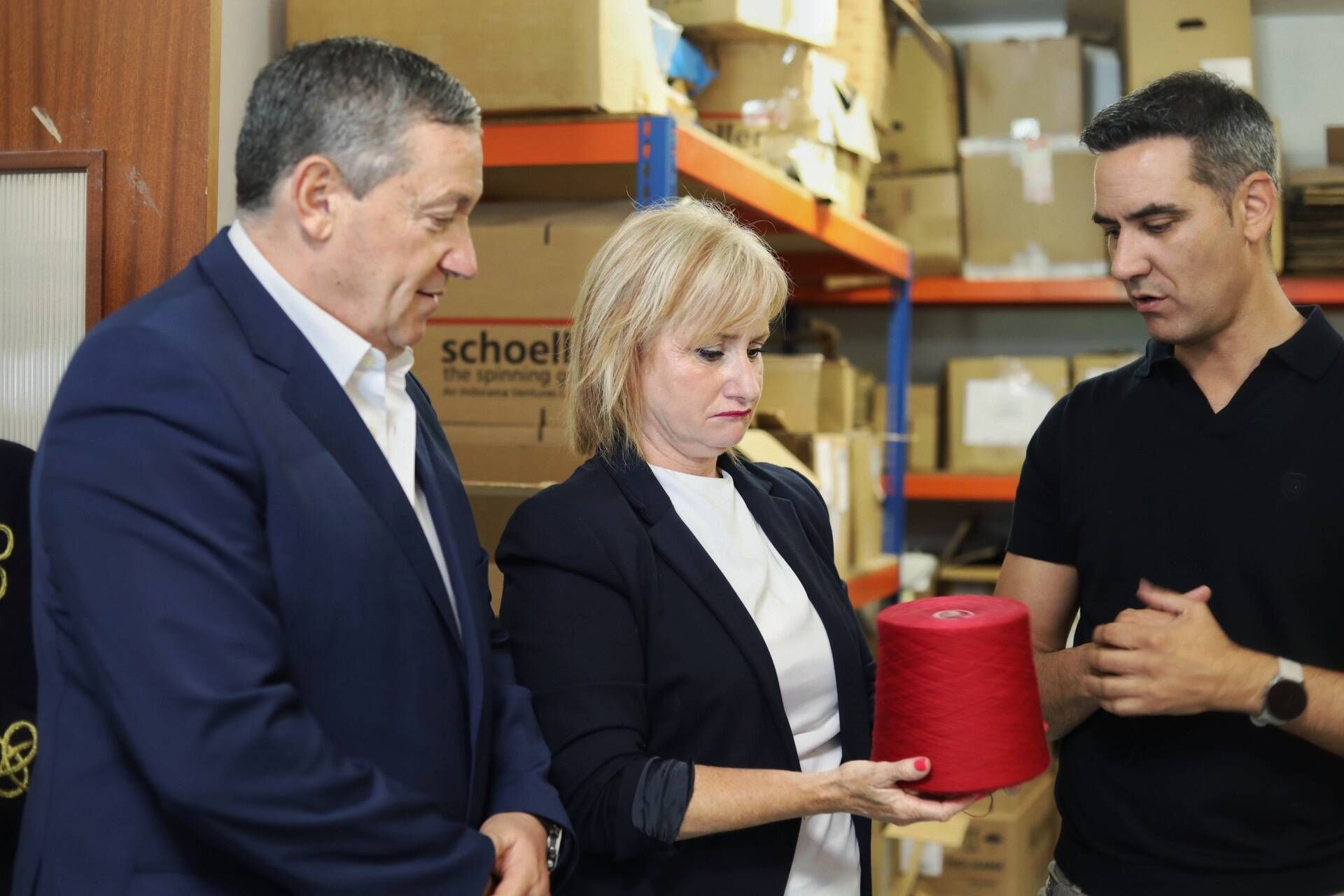 GALERÍA | Leticia García visita la empresa Marae en Coreses