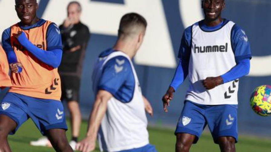 Appiah y Lago Junior, ayer. | MÁLAGA CF