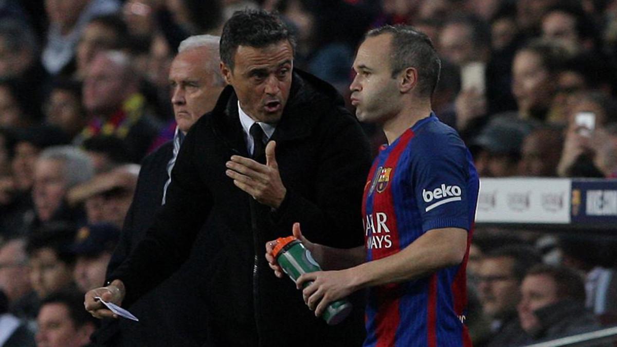 Luis Enrique mima mucho a Andrés Iniesta