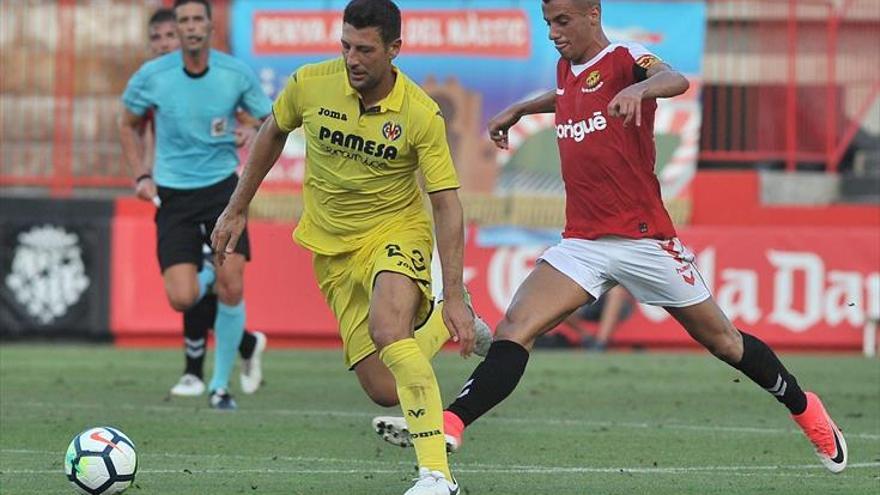 Un Villarreal errático en defensa y sin puntería cae en Tarragona