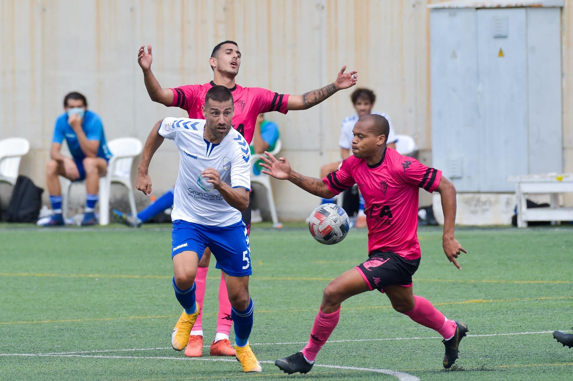 Tablas en el debut de la UD Tamaraceite en 2ªB ante el San Fernando