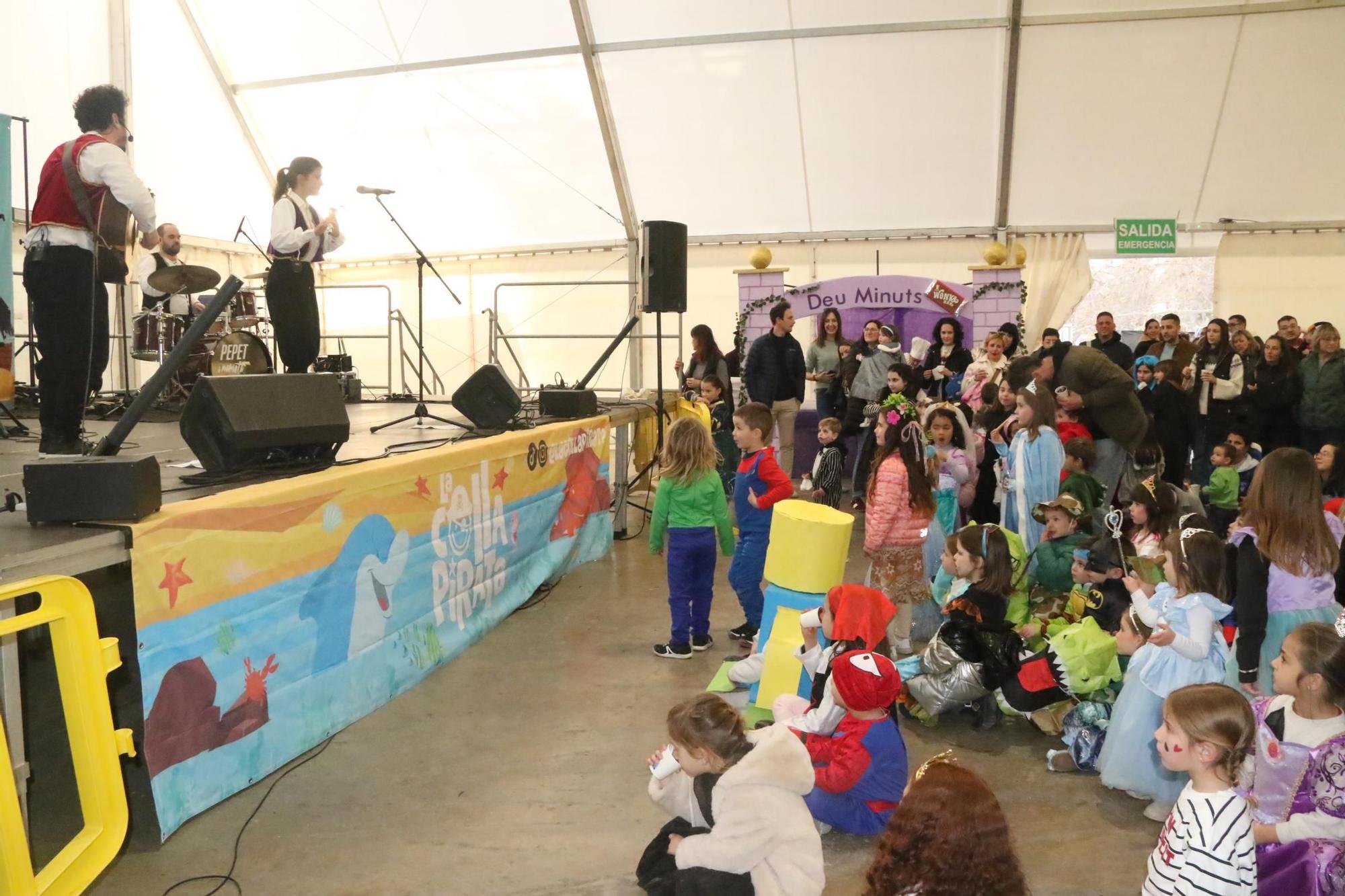 Imágenes: Los más pequeños no fallan a su cita con el carnaval de l'Alcora