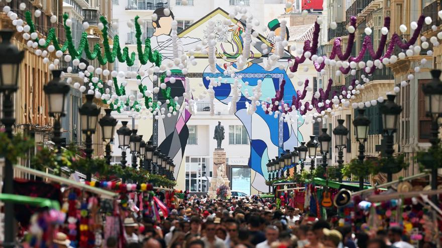 Los cinco finalistas que aspiran a ser cartel de la Feria de Málaga 2024