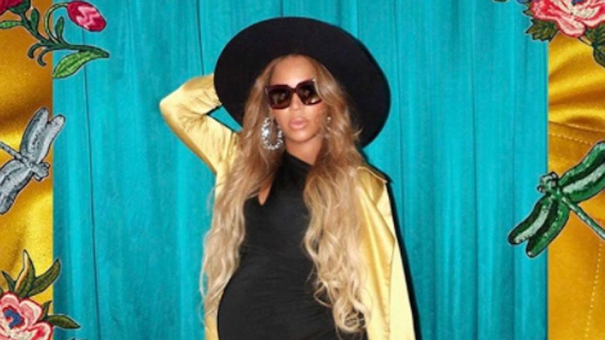 Beyoncé vuelve a presumir de embarazo y de estilazo
