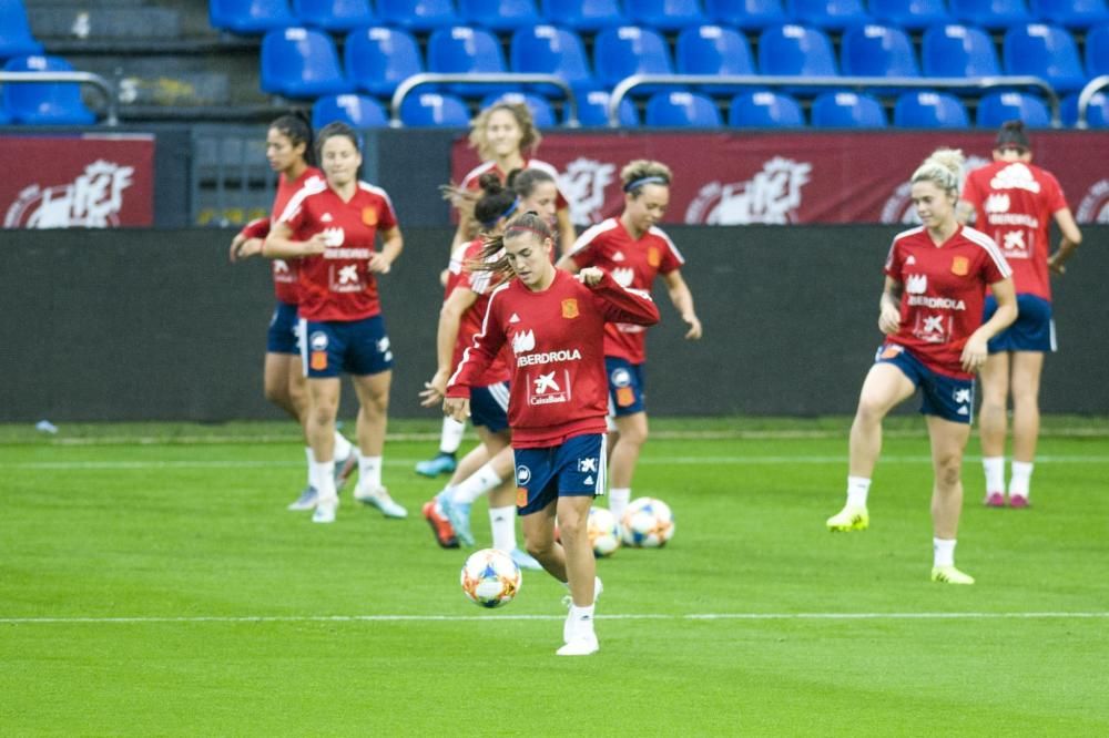 La selección femenina, lista para jugar en Riazor