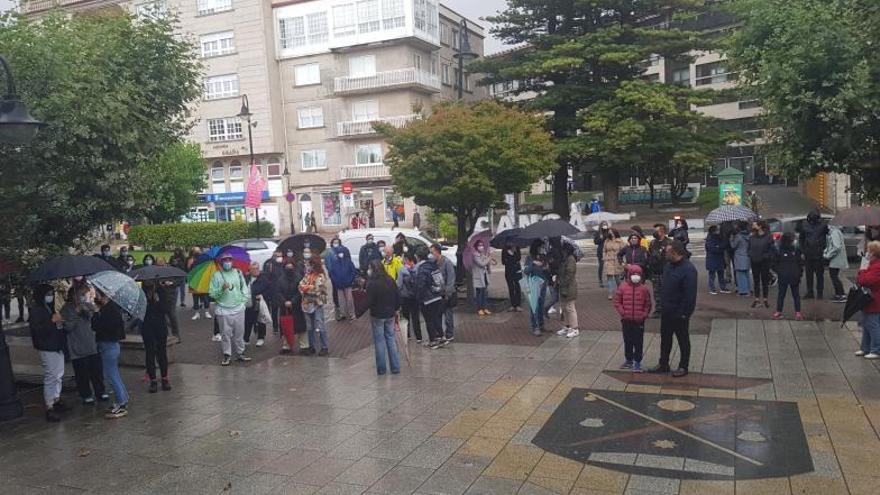 Más de un centenar de personas en Cangas.