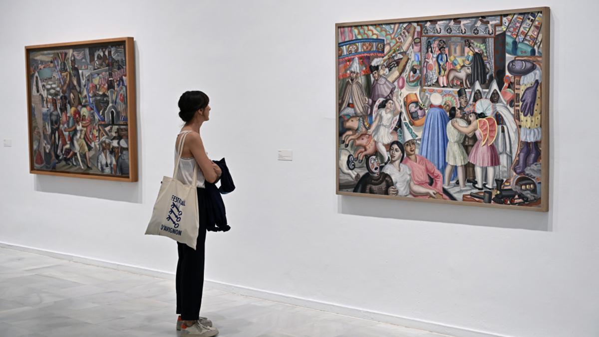 Las salas también sitúan a la artista dentro del ambiente cultural de los años veinte y treinta, un periodo en el que literatura, arte y pensamiento convivían en los mismos círculos creativos